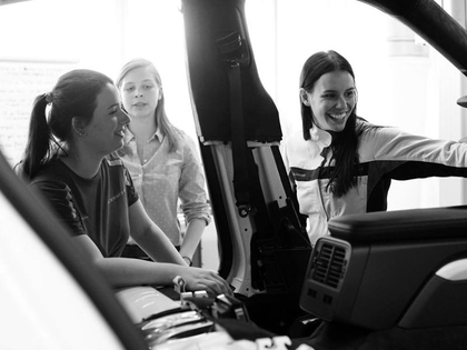 Jetzt anmelden für den Girls‘ Day 2020 bei Porsche Leipzig Jetzt anmelden für den Girls‘ Day 2020 bei Porsche Leipzig