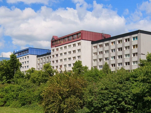Studentenwohnheim: Straße des 18. Oktober 23-33, Foto: Studentenwerk Leipzig