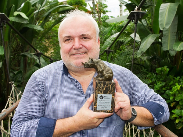 Zoodirektor Jörg Junhold erhält Heini Hediger Award, Foto: Zoo Leipzig