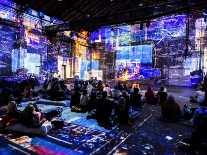 LOGOUT – eine immersive Reise im Kunstkraftwerk Leipzig