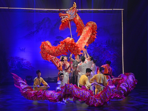 Chinesischer Nationalcircus: ZENsation, Foto: Raoul Schoregge