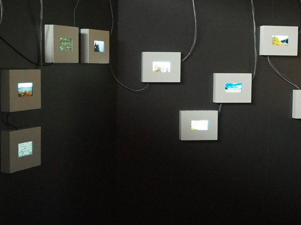 THIS LAND IS NOT MINE Installation, Foto: Miha Godec