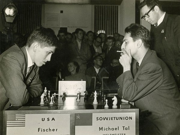 Weltmeister Michail Tal bei der Schacholympiade des FIDE in Leipzig 1960, Foto: Stadtgeschichtliches Museum Leipzig