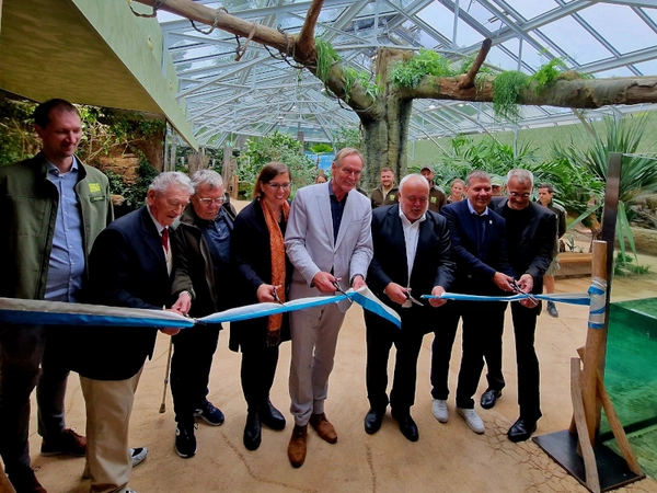 Feierliche Zeremonie zur Einweihung des Terrariums mit dem Oberbürgermeister und Ehrengästen, Foto: Zoo Leipzig