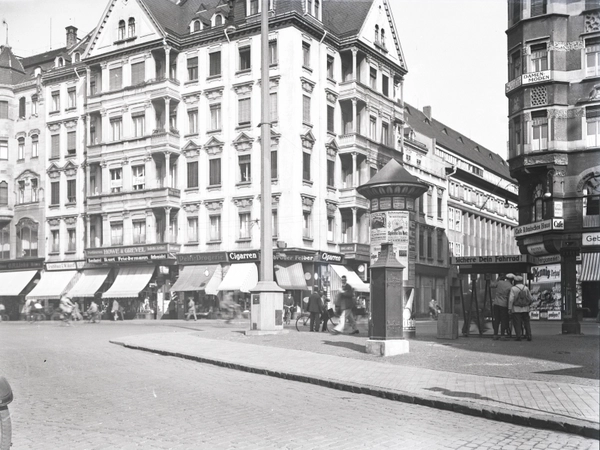 Fotoatelier Mittelmann: Haus Petersteinweg, Foto: Stadtgeschichtliches Museum Leipzig 