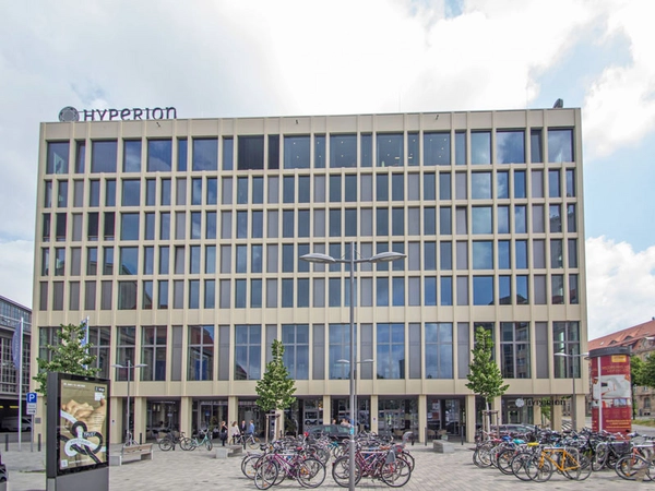 HYPERION an der Ostseite des Leipziger Hauptbahnhofs, Foto: IMMOCOM / Marc Dietzel