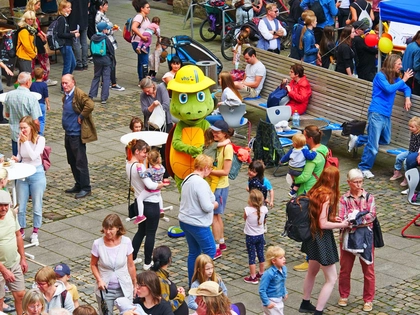 Volkshochschule Leipzig feiert Sommerfest
