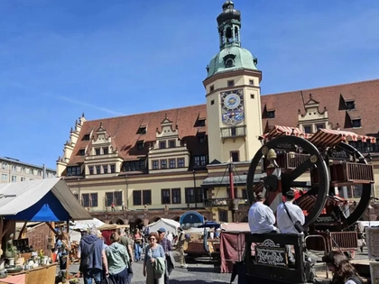 Ostermarkt mit Historischer Ostermesse eröffnet Marktsaison 2026