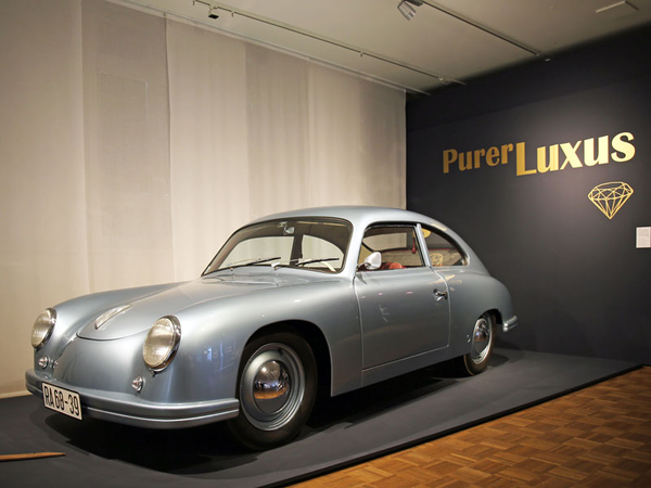 In Handarbeit nachgebauter Porsche 356 im Zeitgeschichtlichen Forum Leipzig, Foto: Isabell Gradinger