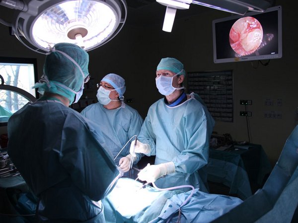 Endoskopische Bandscheiben OP, Foto: Klinikum St. Georg