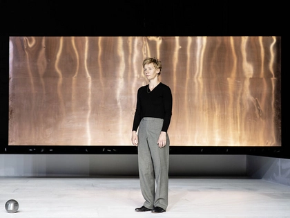 Gastspiel „Hamlet“ mit Sandra Hüller im Schauspiel Leipzig
