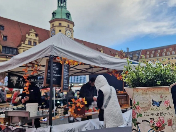 Leipziger Abendmarkt vor dem Alten Rathaus, Foto: Stadt Leipzig / NT