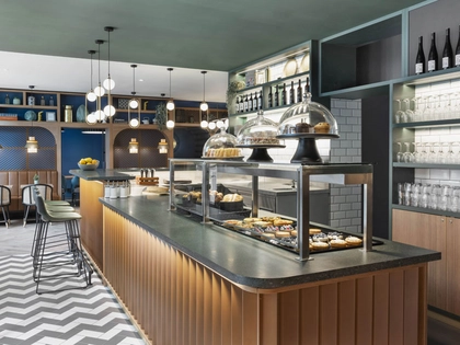 Going koko: Stay KooooK Leipzig City mit Gastronomie und Eventfläche