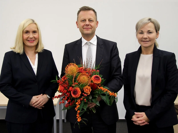 Dr. Iris Minde, Torsten Bonew und Claudia Pfefferle, Foto: Klinikum St. Georg