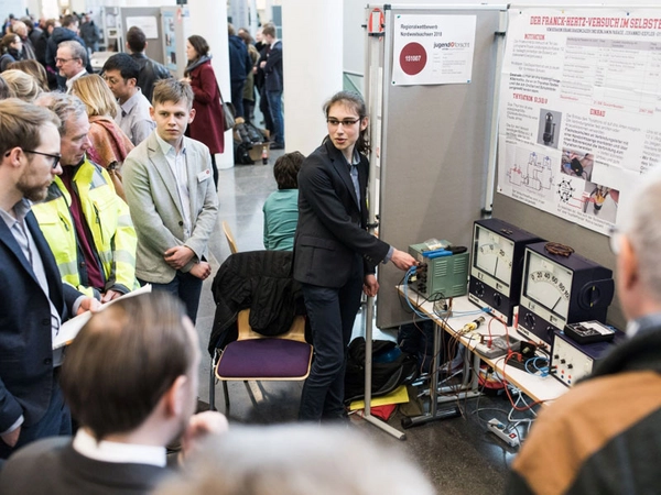Teilnehmer des Regionalwettbewerbs Nordwestsachsen von Jugend forscht 2018, Foto: Christian Hüller / Universität Leipzig