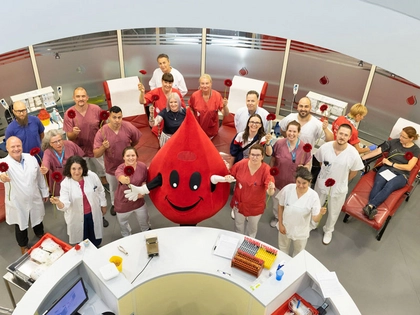 Blumiges Dankeschön für alle Blutspender und Blutspenderinnen der Blutbank Leipzig