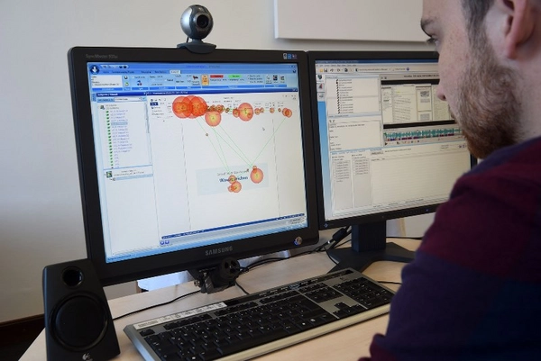 Eyetracking-Test: In studentischen Projekten wie diesem wird die Usability-Analyse beispielsweise von Bedienoberflächen durchgeführt. 