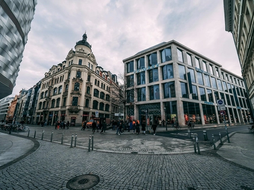 Foto: unsplash.com / James Jeremy Beckers