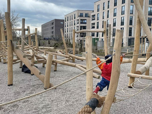 Neuer Naturspielbereich am Lindenauer Hafen, Foto: Stadt Leipzig / Amt für Stadtgrün und Gewässer