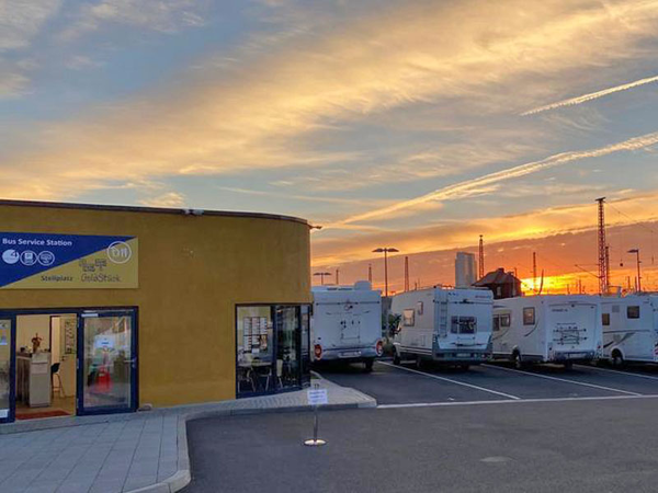 Caravanstellplatz in Leipzig: Parken am Goldstück, Foto: 4S BusPort GmbH Caravanstellplatz in Leipzig: Parken am Goldstück, Foto: 4S BusPort GmbH