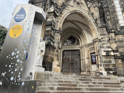 „Brunnos on Tour“: Stadt und Leipziger Wasserwerke starten Kampagne mit mobilen Trinkbrunnen