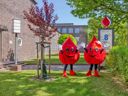 Zwischen Fußball und Ferien: Sommeraktion der Blutbank Leipzig mit Tag der offenen Tür und Gewinnspiel