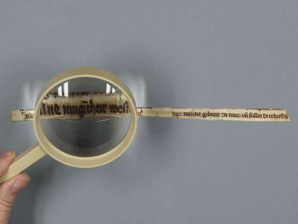 In der Universitätsbibliothek Leipzig wurden Reste der ältesten bekannten Handschrift mit einem Text von Meister Eckhart gefunden. Foto: Olaf Mokansky / Universitätsbibliothek Leipzig
