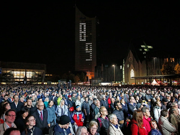 Lichtfest 2018: Blick ins Publikum, Foto: LTM Punctum Stefan Hoyer Lichtfest 2018: Blick ins Publikum, Foto: LTM Punctum Stefan Hoyer