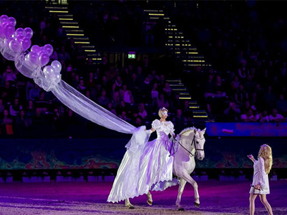 Aufgesessen, fertig, los: Die 24. PARTNER PFERD nimmt die Zügel in die Hand!