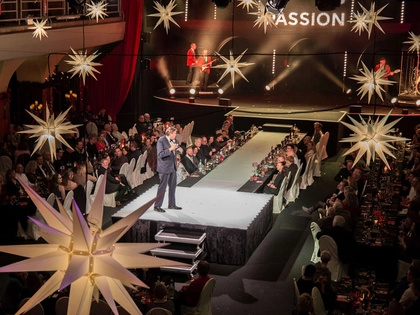 PASSION 2024 - Die Dinnershow in einzigartiger Atmosphäre im Stadtbad Leipzig