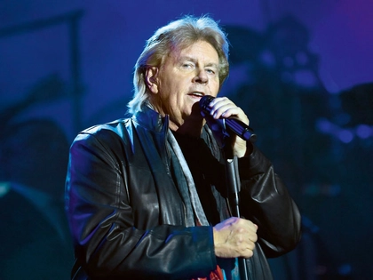 Uraufführung des Musicals »Hello? Again!« an der Musikalischen Komödie Leipzig