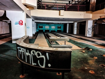 Tiefschlaf des alten Bowlingtreffs in Leipzig beendet