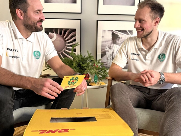 Luca Witzke und Philipp Müller vom SCDHfK an der DHL Lostrommel, Foto: DHL