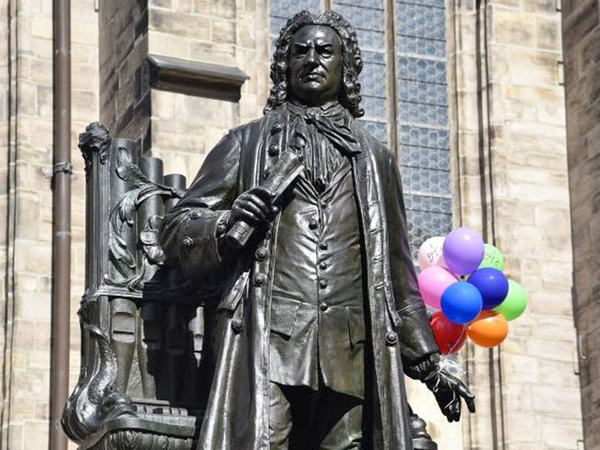 Bachdenkmal, Foto: Maren Glockner