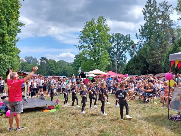 3.000 Gäste feiern Bärenherz-Geburtstag mit Festakt, Familienfest und Tag der offenen Tür, Foto: Kinderhospiz Bärenherz Leipzig