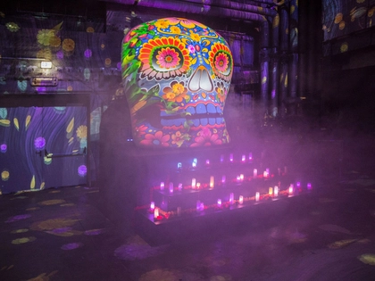 Die ikonischen Werke der mexikanischen Legende: „Viva Frida Kahlo“ im Kunstkraftwerk Leipzig