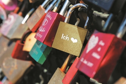 LIEBENSWERTE UNGEKÜSSTE