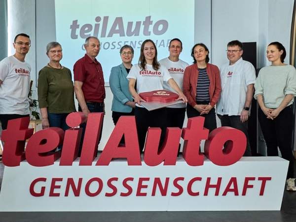 Feierlicher Start der Mitgliederaufnahme in die teilAuto Genossenschaft, Foto: teilAuto