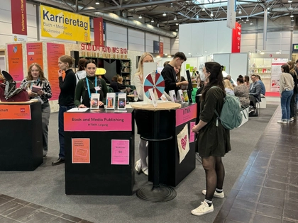 Leipziger Buchmesse 2026: HTWK Leipzig lädt zum Dialog am Stand „Studium rund ums Buch“