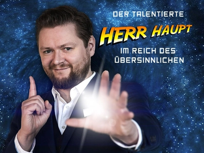 Mentalist und Zauberkünstler Nico Haupt im Blauen Salon des Leipziger Central Kabaretts