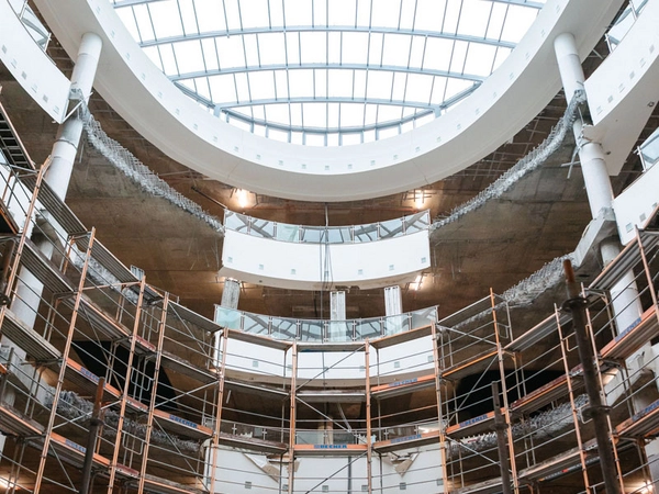 N30 NEO Leipzig Baustelle: Blick über die Etagen zum großen Atrium, Foto: N30 NEO Leipzig