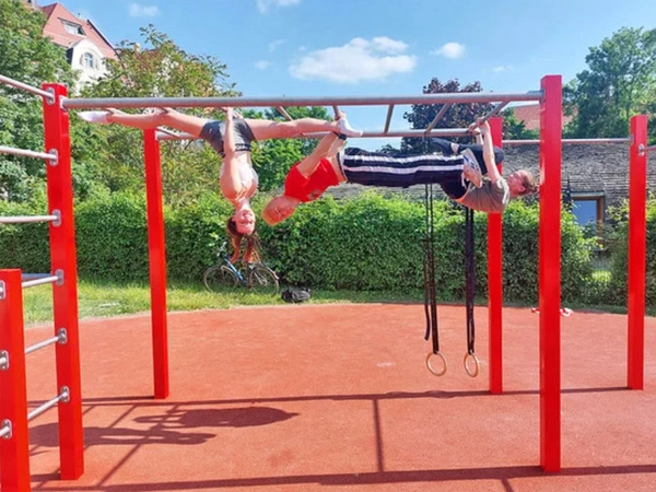Neue öffentliche Fitnessanlage auf dem Sportplatz Sasstraße in Leipzig-Gohlis, Foto: Stadt Leipzig / Quo