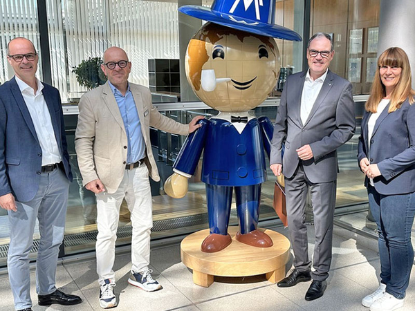 Markus Geisenberger, Geschäftsführer Leipziger Messe, Peter Plan, Geschäftsführer event-ex ag, Martin Buhl-Wagner, Geschäftsführer Leipziger Messe, und Silvana Kürschner, Prokuristin LMI, Foto: Leipziger Messe