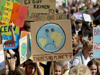 Theater der Jungen Welt Leipzig lädt zum Klima-Talk