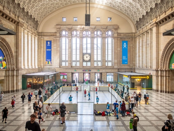 DB United Trophy: Straßenfußball im Leipziger Hauptbahnhof, Foto: FC Blau-Weiß Leipzig e. V.