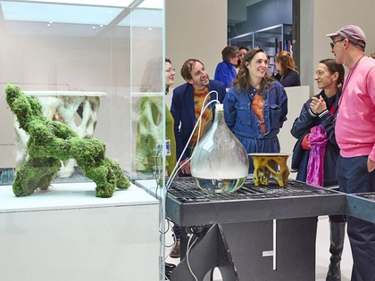 Eine wachsende Ausstellung im GRASSI Leipzig: ZUKÜNFTE. Material und Design von morgen Eine wachsende Ausstellung im GRASSI Leipzig: ZUKÜNFTE. Material und Design von morgen