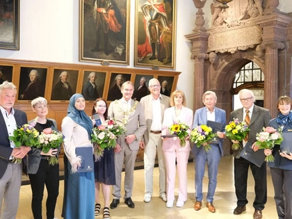 Oberbürgermeister ehrt ehrenamtlich tätige Leipzigerinnen und Leipziger mit Goldener Ehrennadel