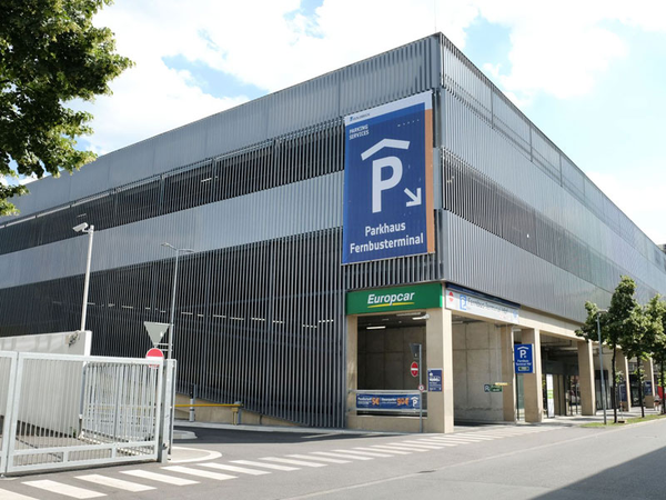 Das Fernbus-Terminal Hauptbahnhof Leipzig, Foto: S&G Development / Schubert