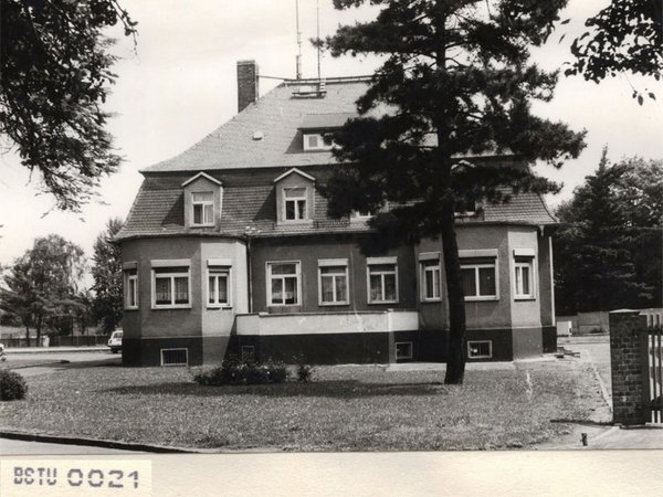 Dienstgebäude der Kreisdienststelle Borna (Aufnahme von 1989), Quelle: BArch, MfS, BV Leipzig, Abt. RD, Nr. 02056, S. 21