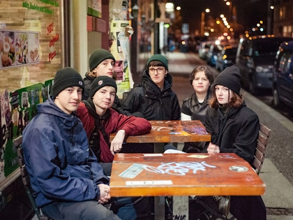 Uraufführung des Romans "Scherbenhelden" von Johannes Herwig im Werk 2 Leipzig Uraufführung des Romans "Scherbenhelden" von Johannes Herwig im Werk 2 Leipzig